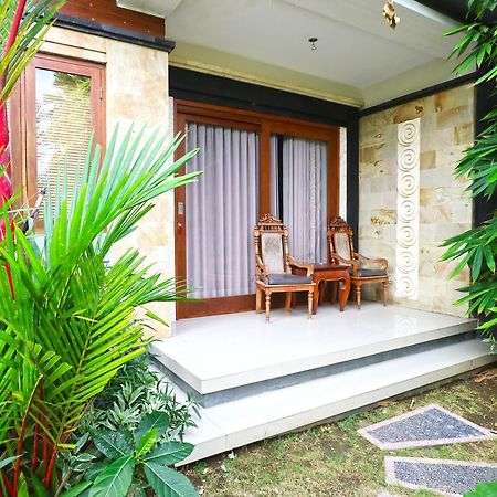 Апартаменты Raj Sindhu Sanur Денпасар Экстерьер фото